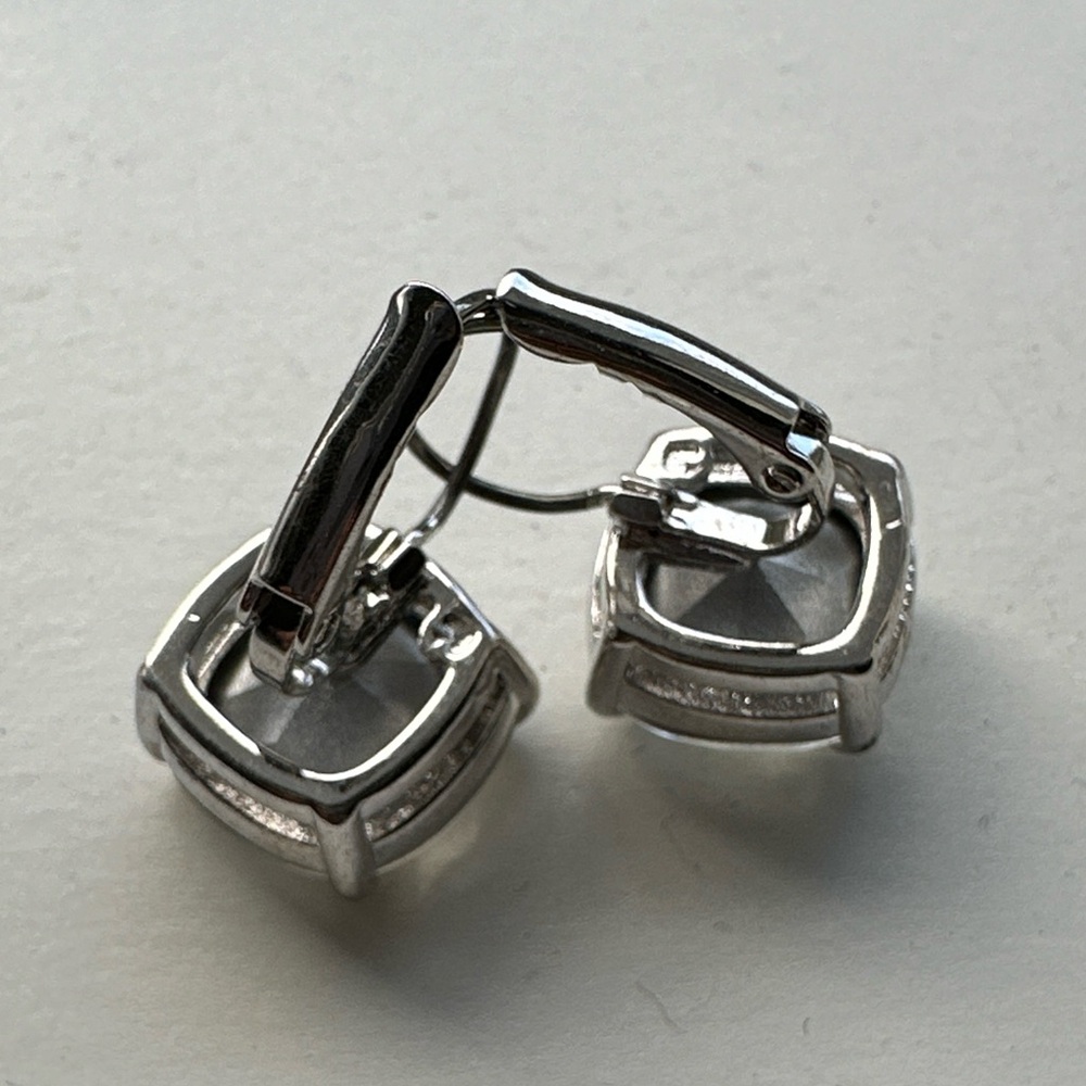 Kate Spade ♠️ New York 🤩 CZ square drop earrings - Picture 16 of 16